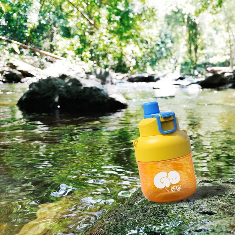 Plastic Water Kettle 1300ml - Image 2
